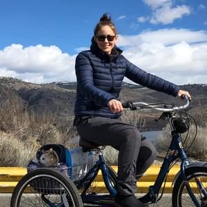 Meet your Posher, Crystal